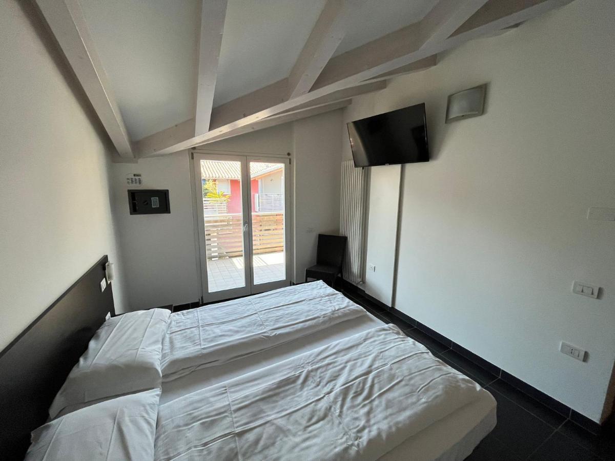 4 Limoni Apartment Resort Riva Zewnętrze zdjęcie